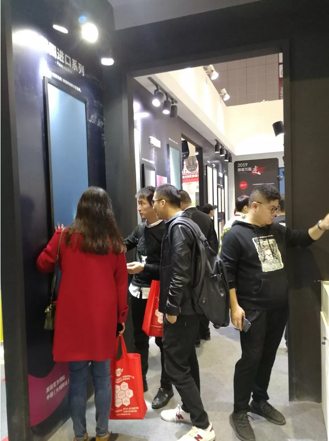 祝賀萬磊 | 上海建博會首日,萬磊獲TOP品牌之譽!