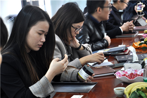 攜手共贏,共話(huà)未來(lái),巴德士集團(tuán)蒞臨萬(wàn)磊參觀指導(dǎo)